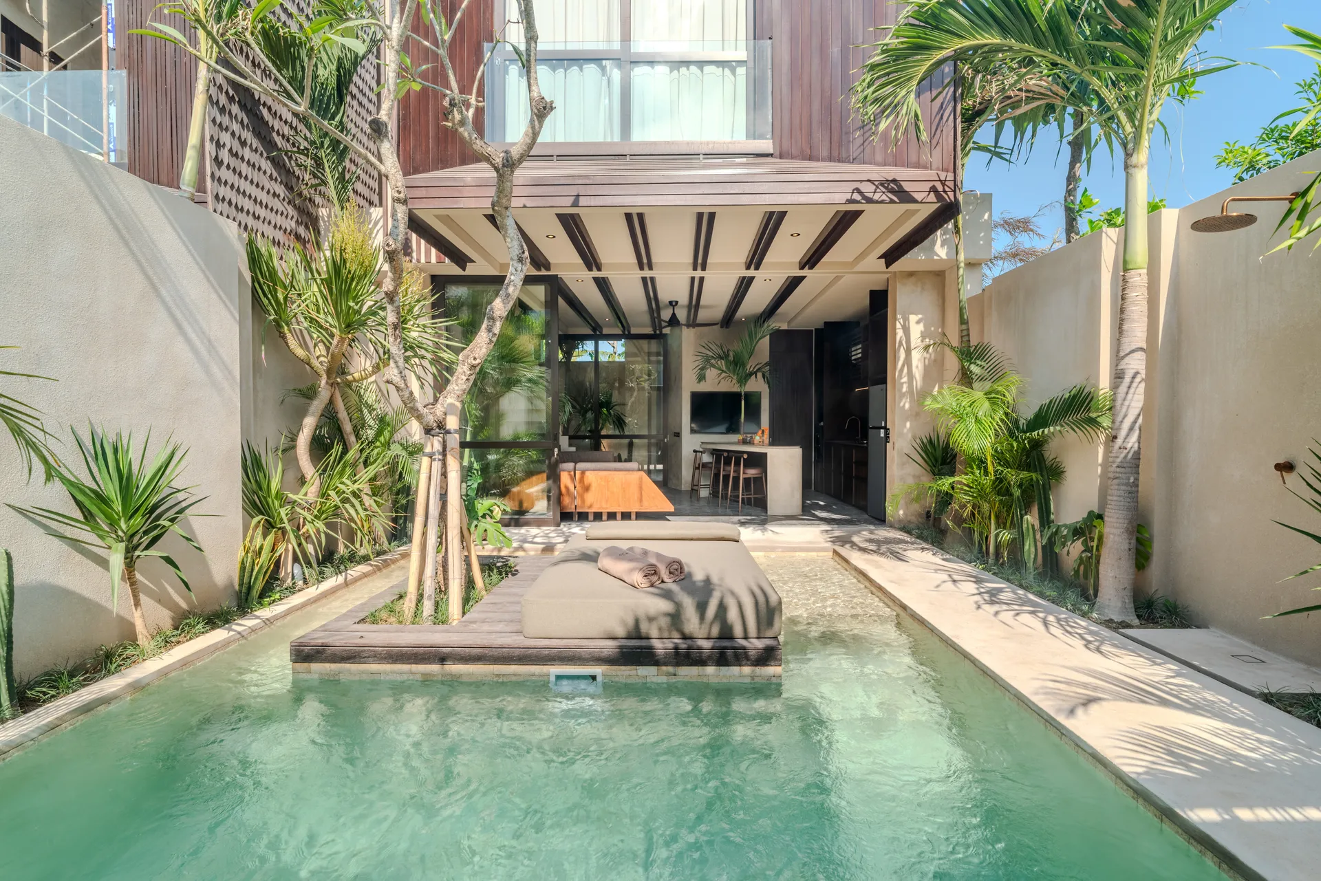 Sirocco Villas Pererenan, Luxury Tropical 1BR and 2BR Villa in Canggu