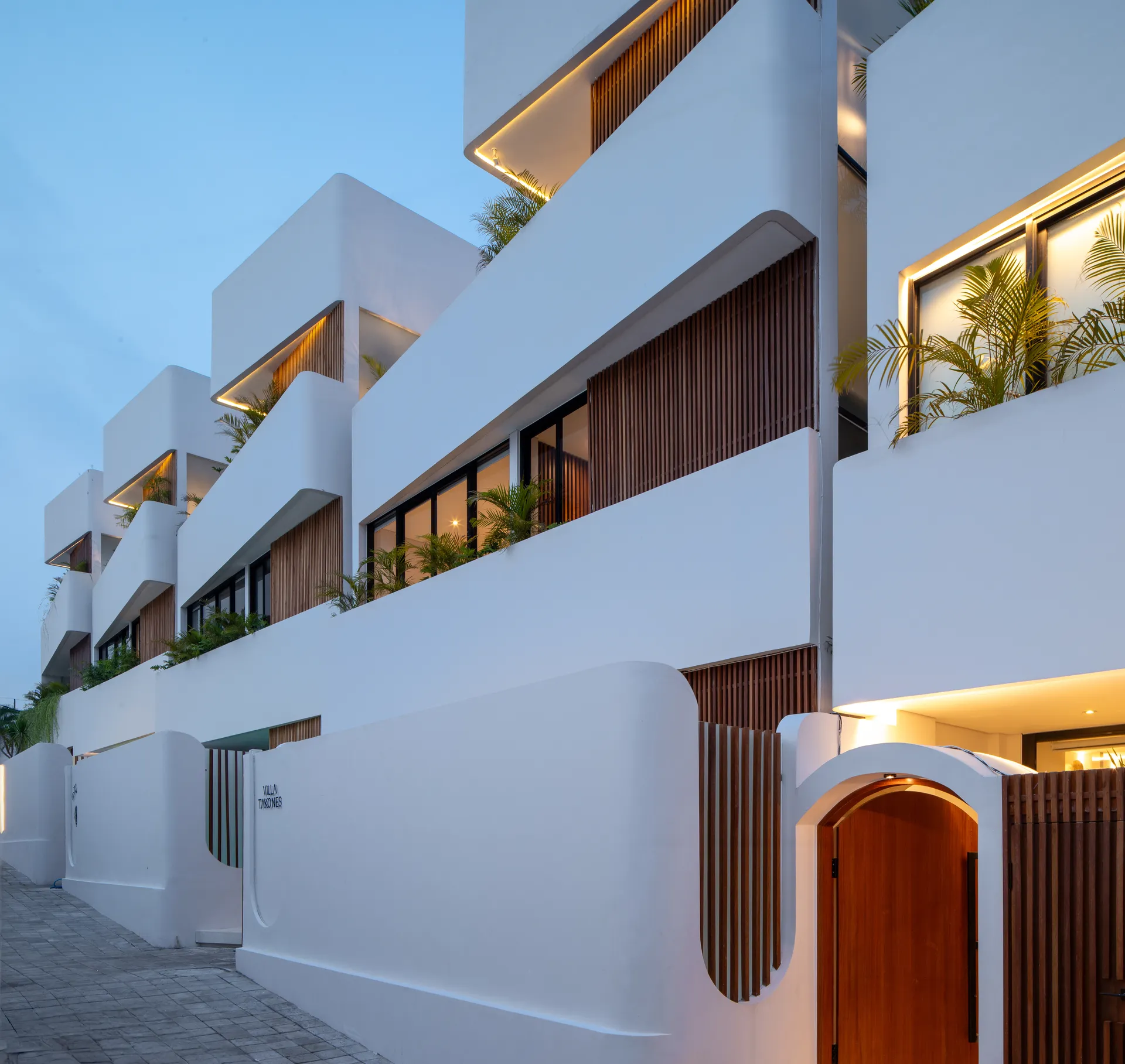 Tiga Harapan Villas Pererenan, 2-Bedrooms Villa with Rooftop & Jacuzzi