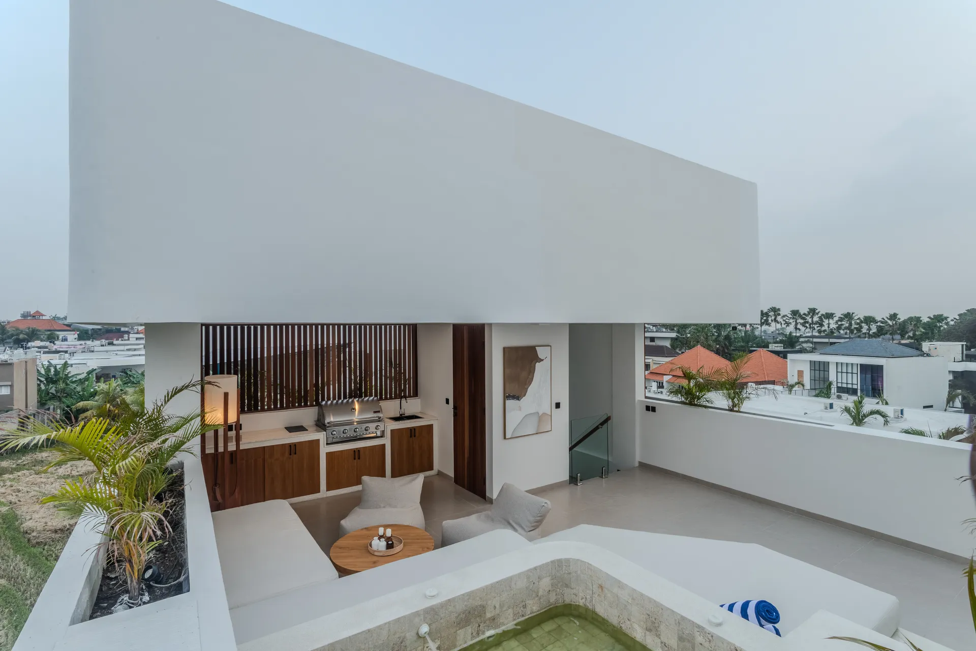 Tiga Harapan Villas Pererenan, 2-Bedrooms Villa with Rooftop & Jacuzzi